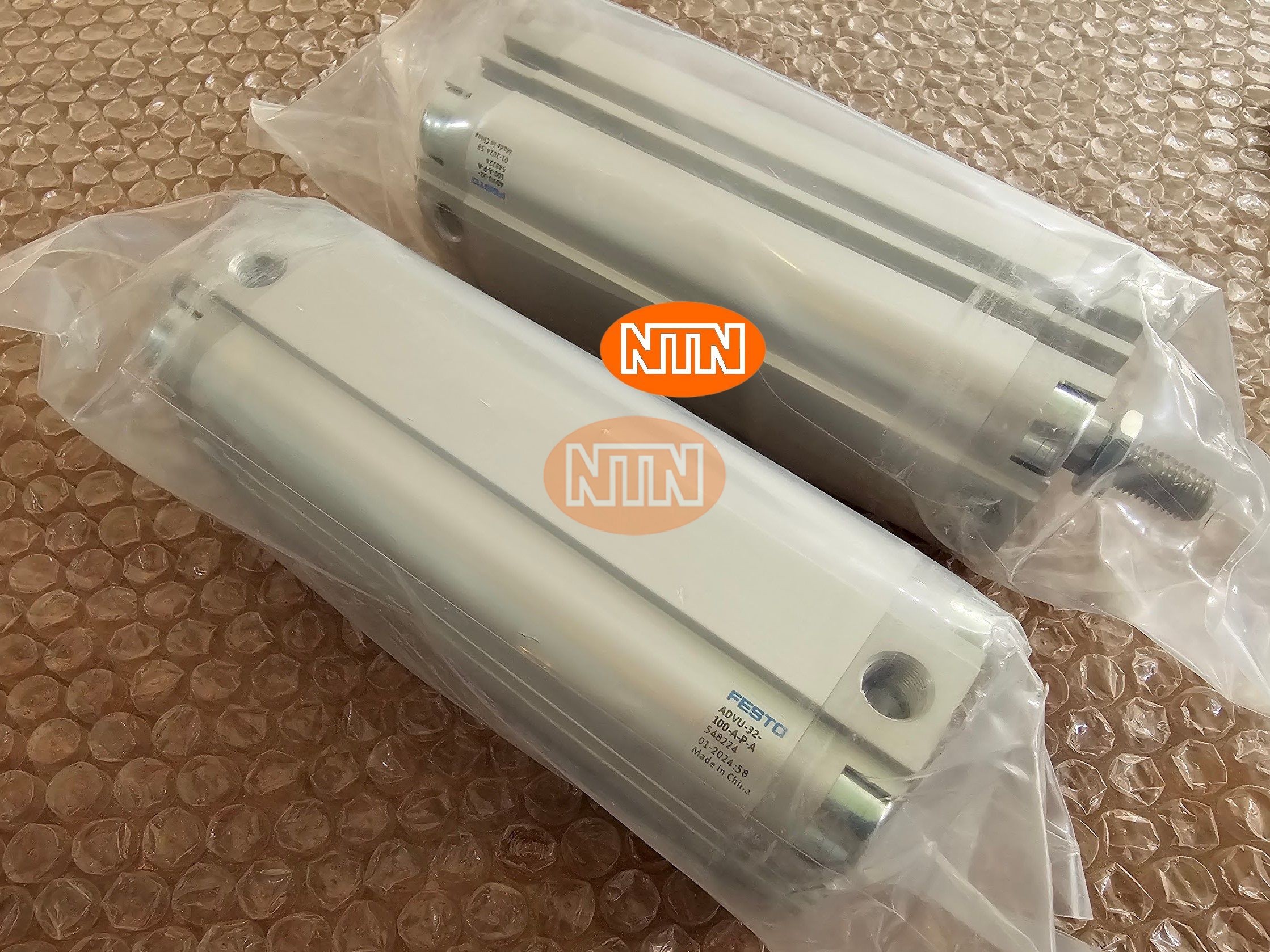 Air cylinder Festo ADVU-32-100-A-P-A 548224 Xi lanh khí nén