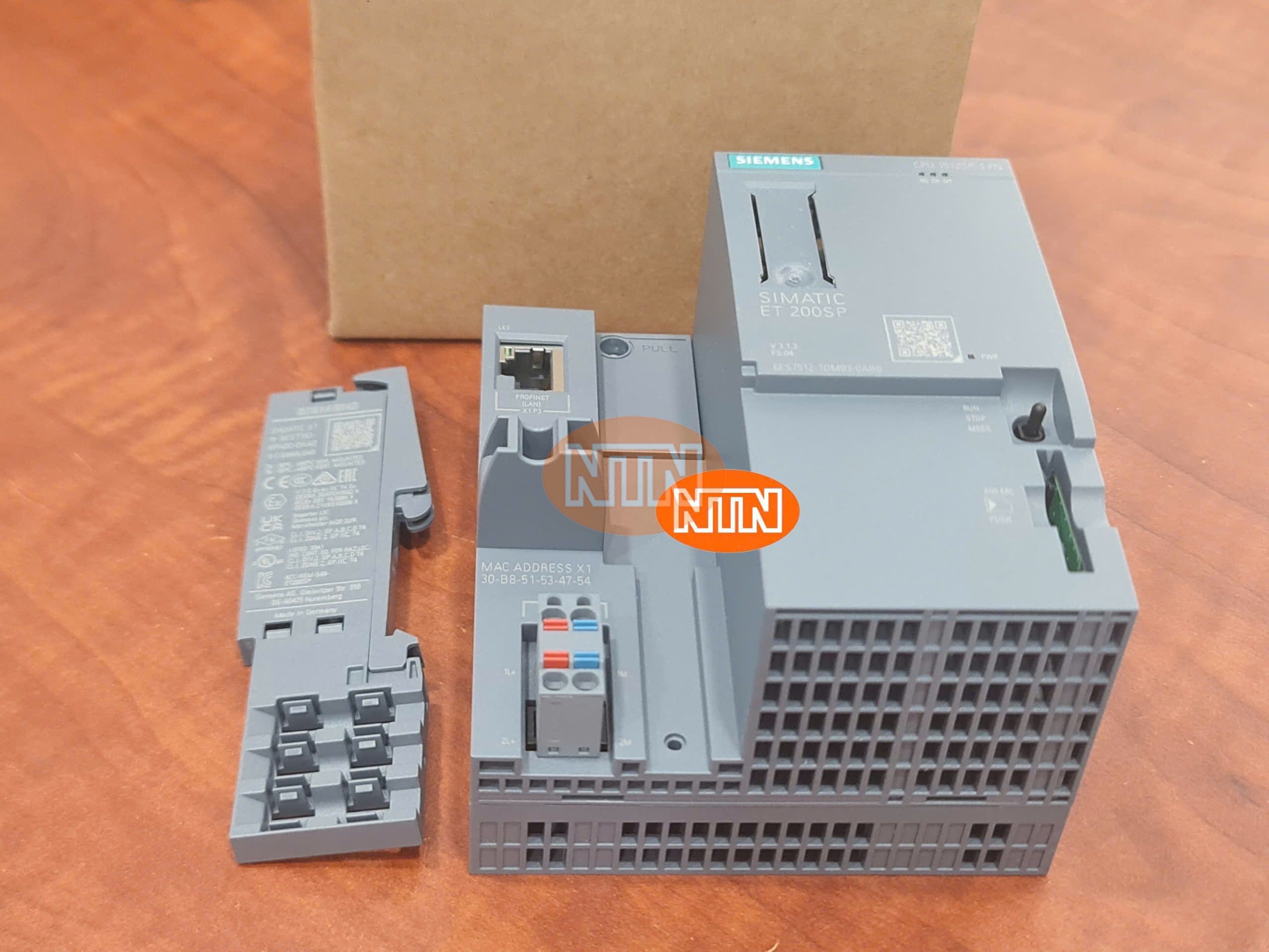 Inverter Yaskawa CIMR-AT4A0023FAA Biến tần