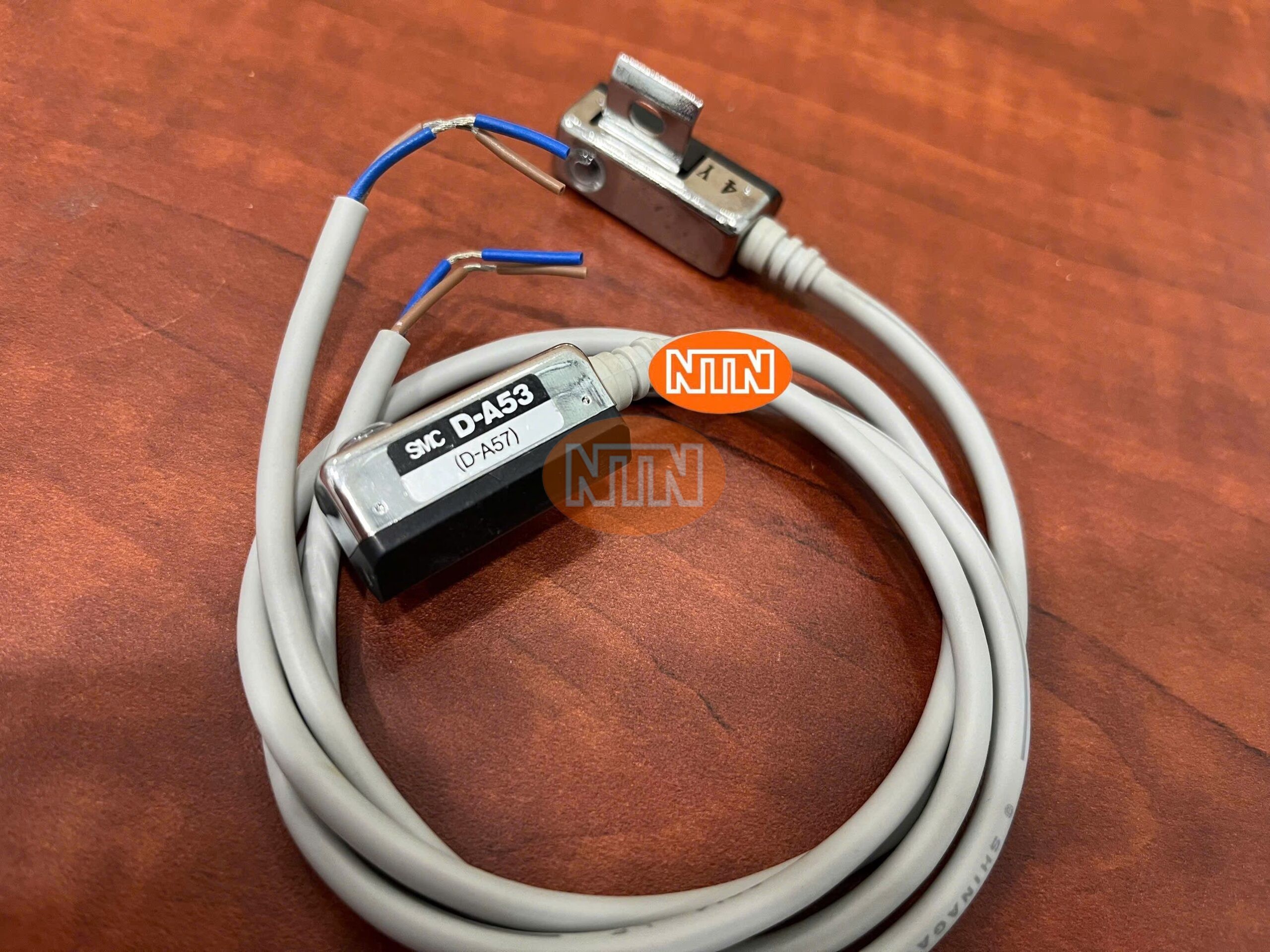 Auto Switch SMC D-A53 Cảm biến xi lanh