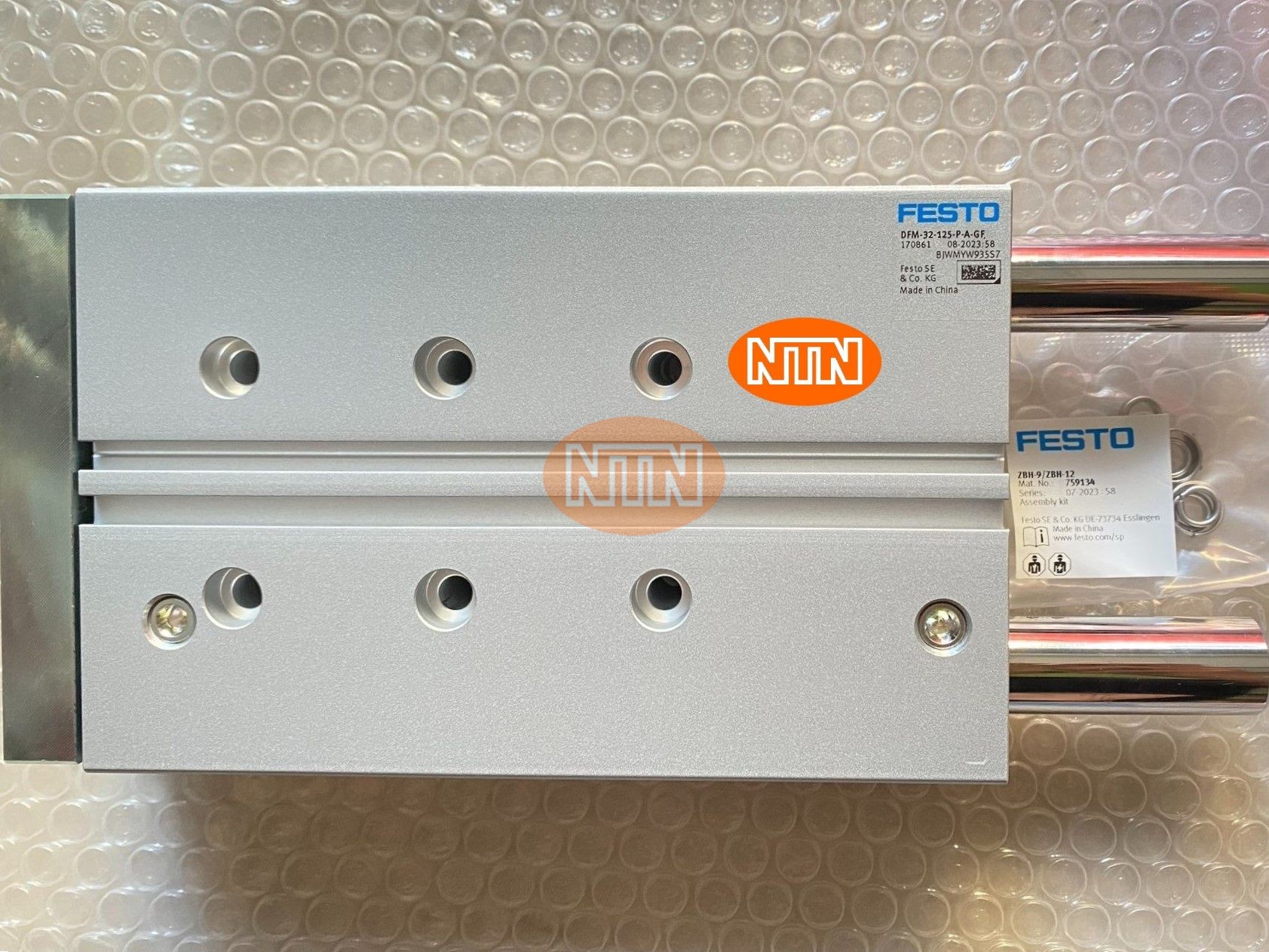 Xi lanh Festo DFM-32-125-P-A-GF 170861 Guided drives