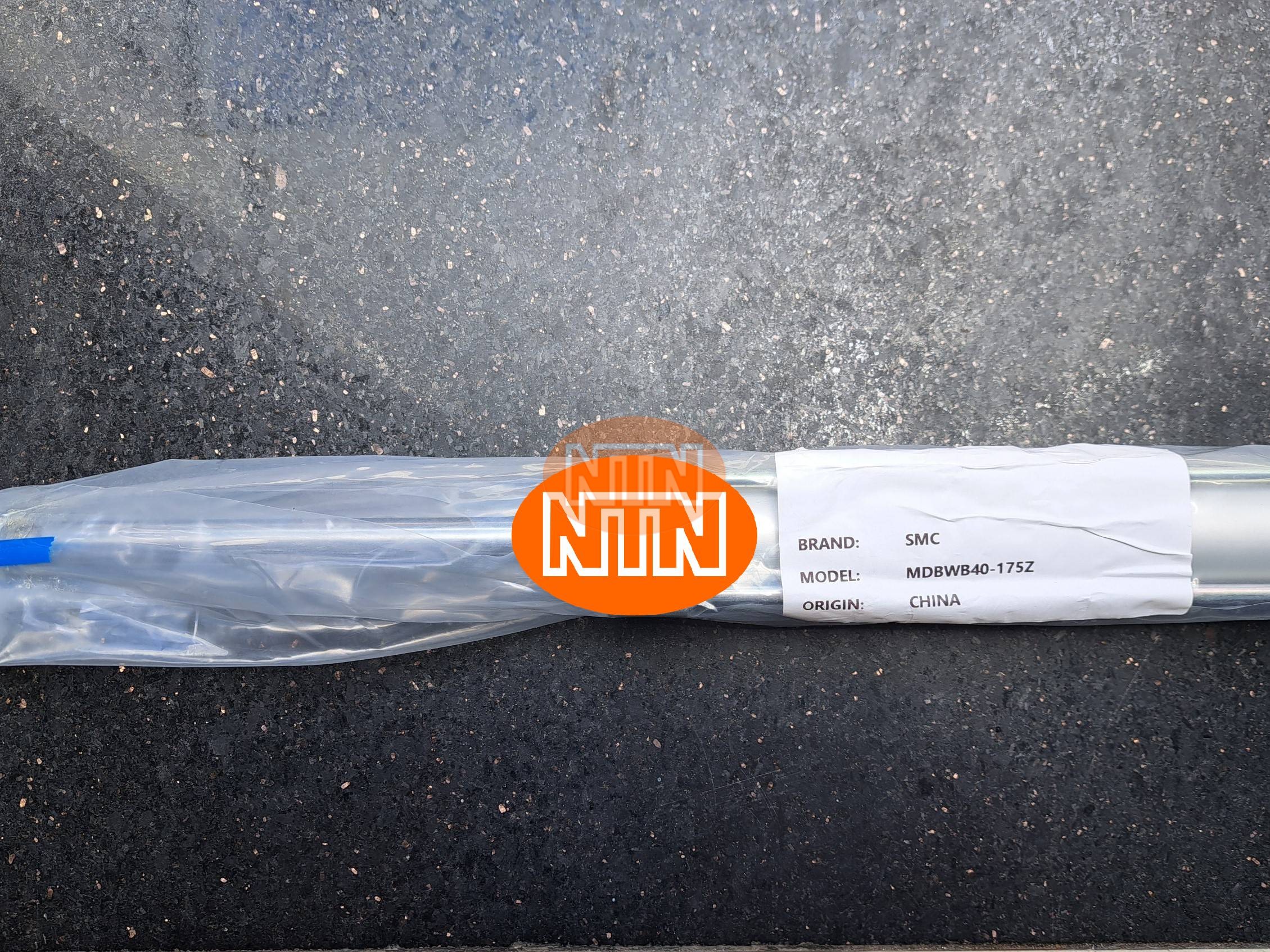 SMC MDBWB40-175Z Xy lanh khí nén
