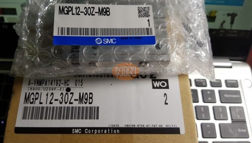 SMC MGPM12-30Z-M9B Xi lanh khí nén
