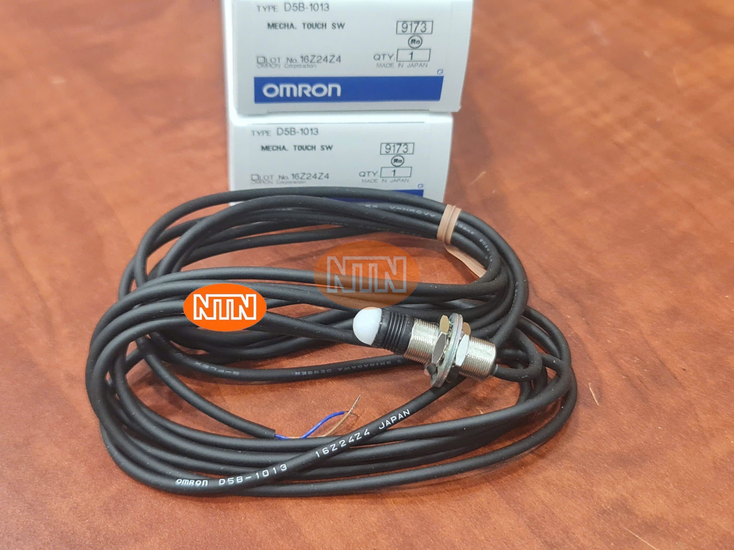Mechanical Touch Switch Omron D5B-1013 Công tắc chạm cơ học