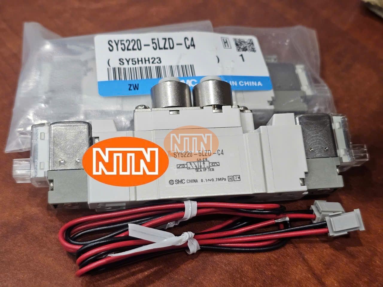 Solenoid Valve SMC SY5220-5LZD-C4 Van điện từ