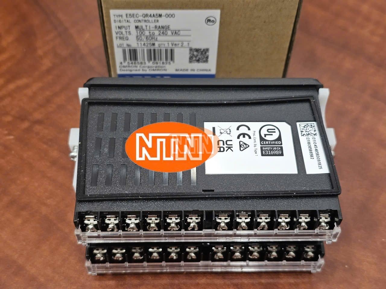 Compact Cylinder CKD SSD2-M-40-50-N-W1 Xi lanh khí nén
